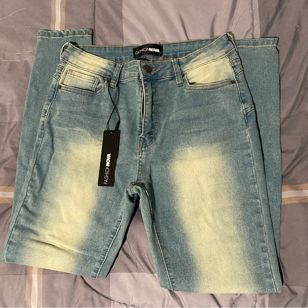 BNWT! High waisted jeans